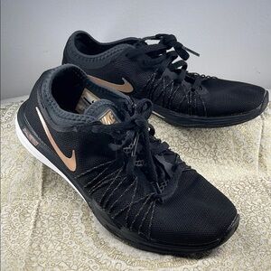 Nike Black and Gold Athletic Shoes size 6
